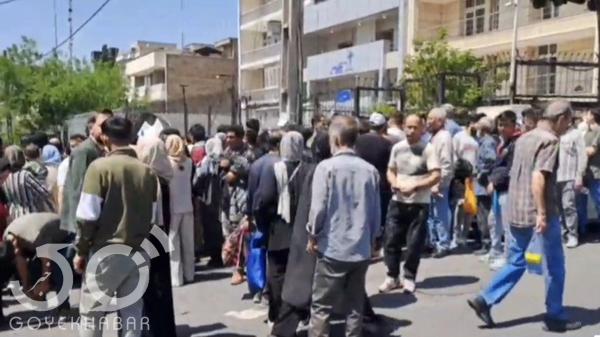 عکس/ تجمع اتباع افغانستانی در تهران