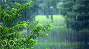 آسمان آبی بابل پس از باران پاییزی